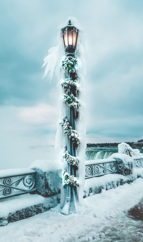 Canada - Niagara falls in winter