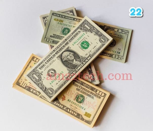 All US paper based dollar bills are same size